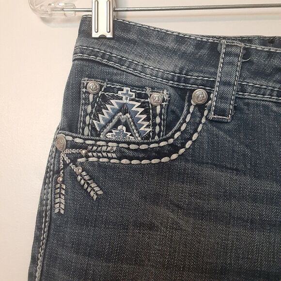 Grace in LA Women's Embroidered Pockets Stretch Bootcut Jeans Size 28X31 Aztec - Picture 2 of 10